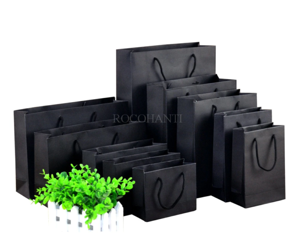 50PCS 250grams Black Cardboard Paper Gift Bag with String for Shopping Clothing Custom Logo Printed accept F2122